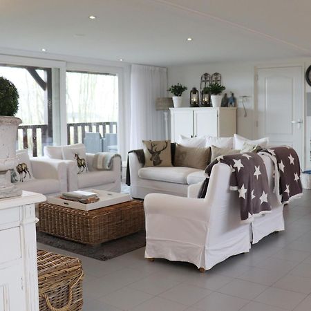 Fantastic Brand New Vacation Home Near The Wadden Paesens Exteriér fotografie